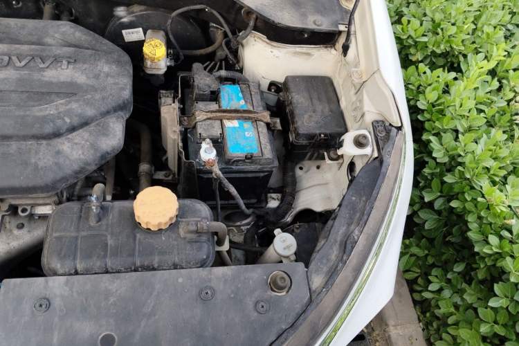 Used Baojun 510 2017 1.5L Manual Luxury Model Engine Bay Left