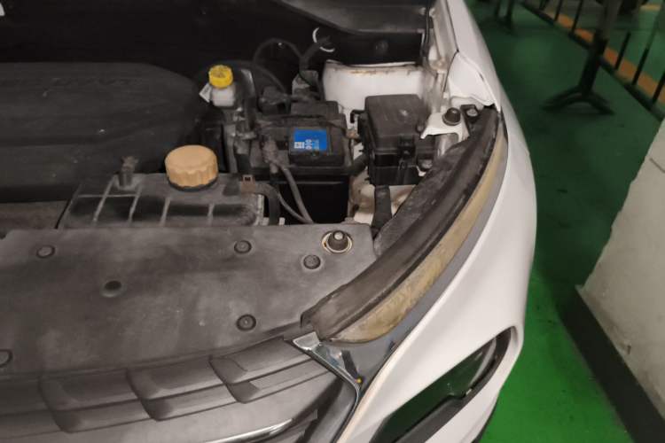 Used Baojun 510 2017 1.5L Manual Luxury Model Engine Bay Left