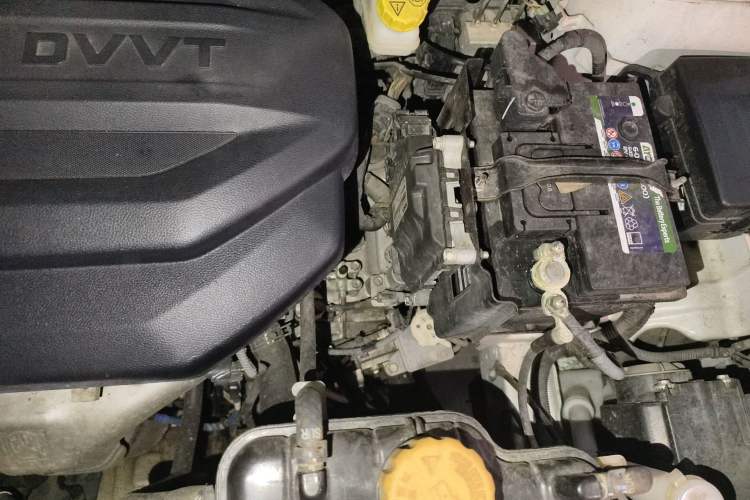 Used Baojun 510 2017 1.5L Automatic Luxury Model Engine Bay Left
