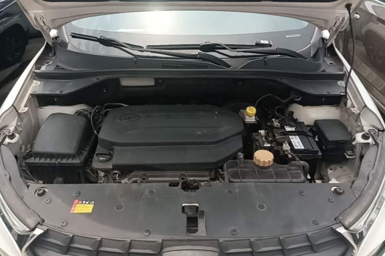 Used Baojun 510 2017 1.5L Automatic Luxury Model Engine Bay