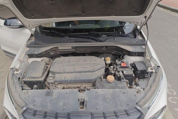 Used Baojun 510 2017 1.5L Automatic Luxury Model Engine Bay