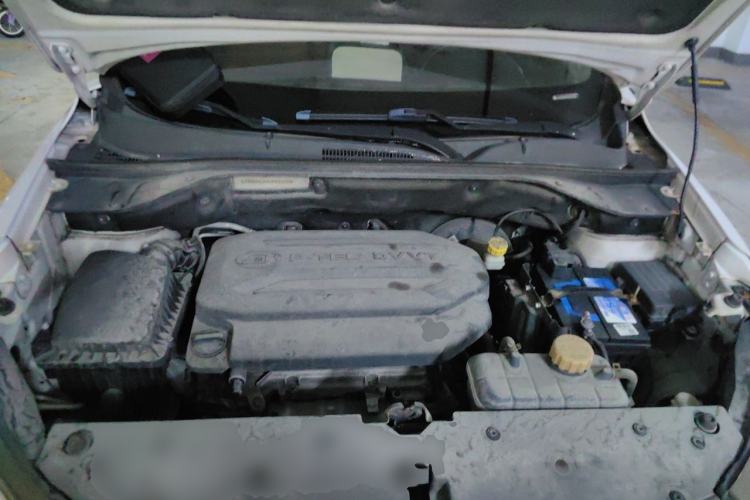Used Baojun 510 2017 1.5L Manual Luxury Model Engine Bay