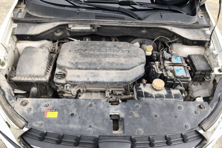 Used Baojun 510 2017 1.5L Automatic Fashion Model Engine Bay