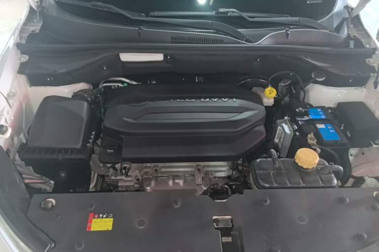 Used Baojun 510 2017 1.5L Manual Luxury Model Engine Bay