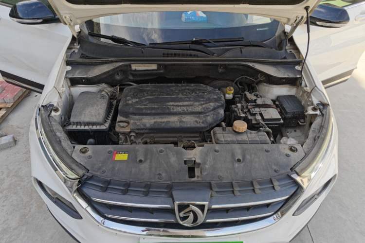 Used Baojun 510 2017 1.5L Automatic Luxury Model Engine Bay