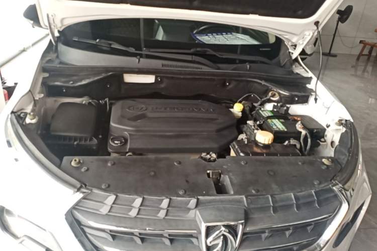 Used Baojun 510 2017 1.5L Automatic Luxury Model Engine Bay