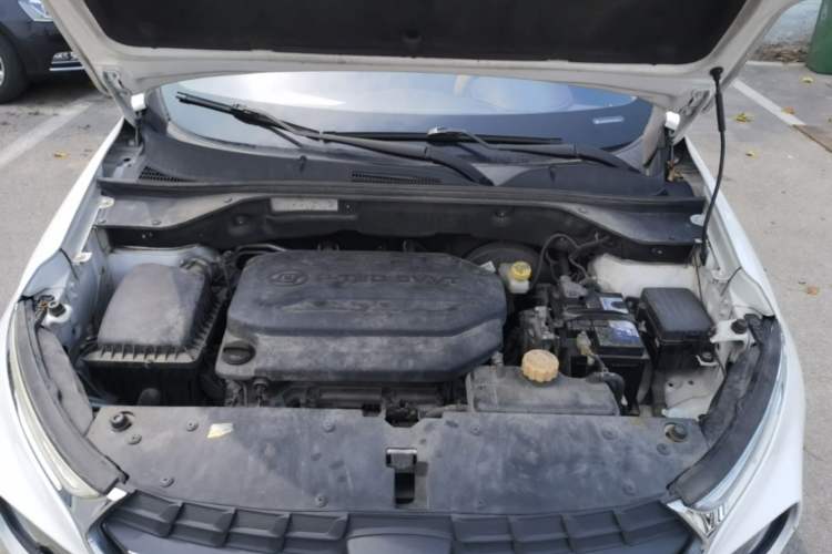 Used Baojun 510 2017 1.5L Automatic Luxury Model Engine Bay