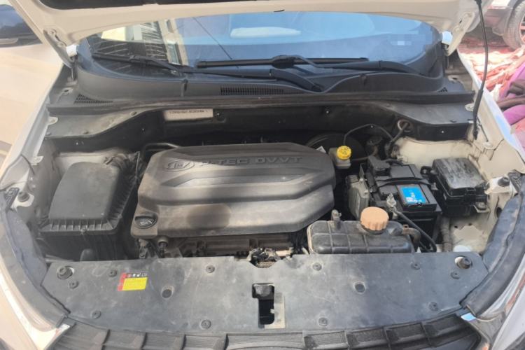 Used Baojun 510 2017 1.5L Manual Luxury Model Engine Bay