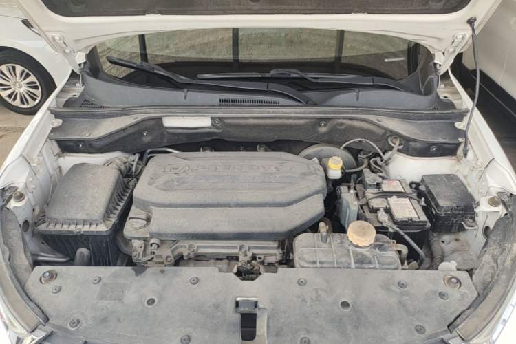 Used Baojun 510 2017 1.5L Manual Luxury Model Engine Bay