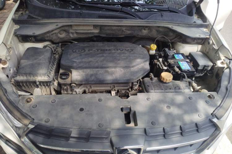 Used Baojun 510 2017 1.5L Automatic Luxury Model Engine Bay