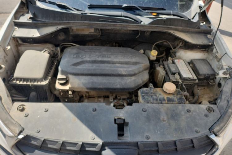 Used Baojun 510 2017 1.5L Manual Luxury Model Engine Bay