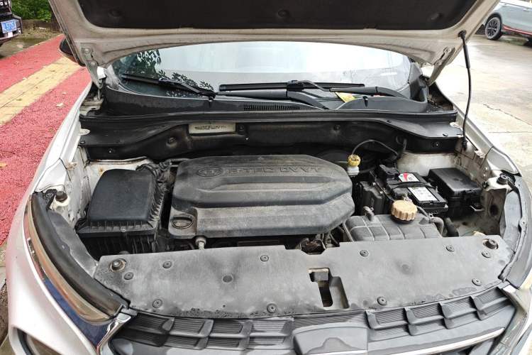 Used Baojun 510 2017 1.5L Manual Luxury Model Engine Bay