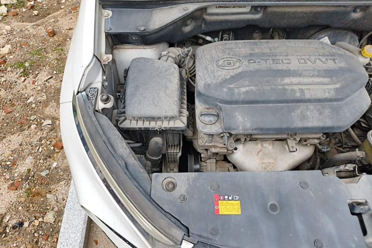 Used Baojun 510 2017 1.5L Automatic Fashion Model Engine Bay Right