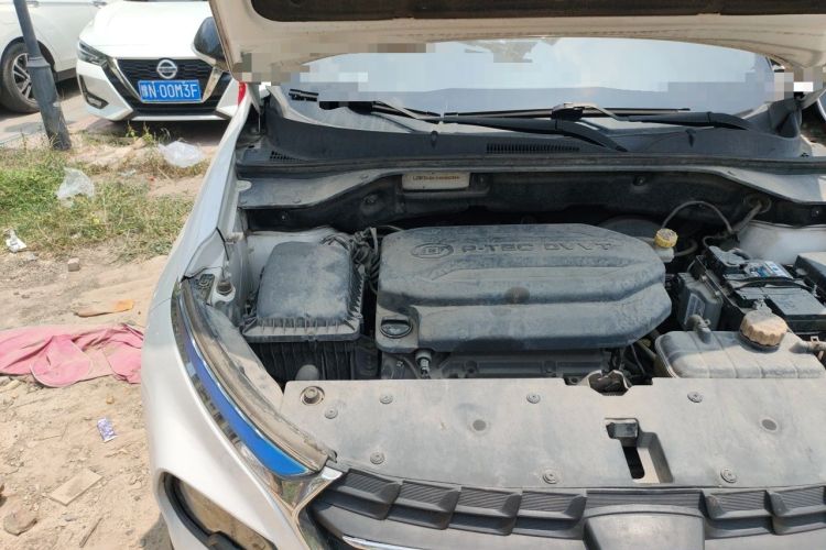Used Baojun 510 2017 1.5L Manual Luxury Model Engine Bay Right