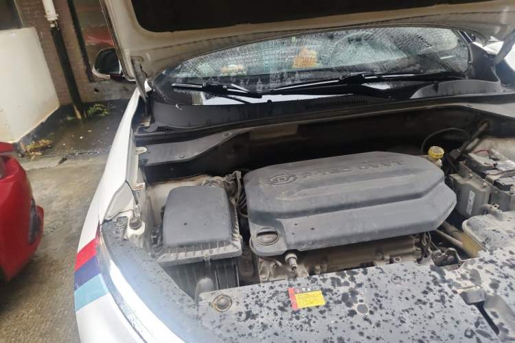 Used Baojun 510 2017 1.5L Manual Luxury Model Engine Bay Right