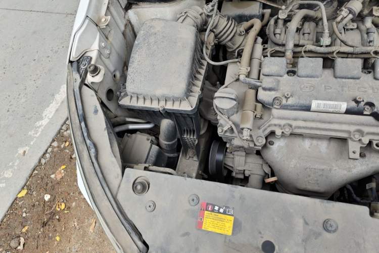 Used Baojun 510 2017 1.5L Manual Fashion Model Engine Bay Right