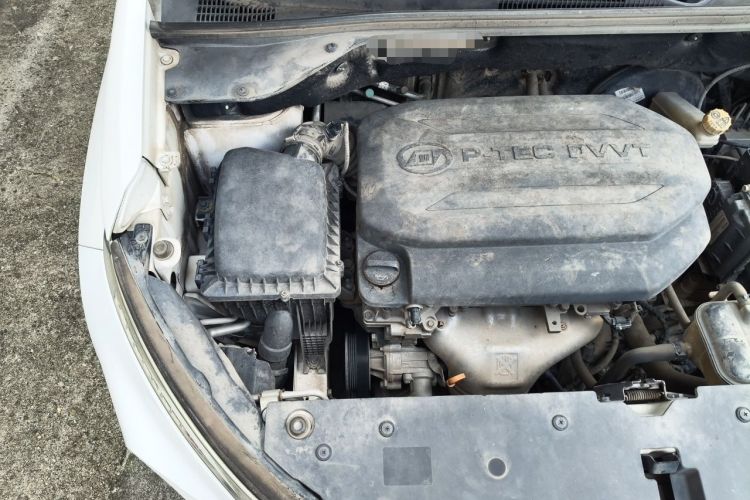 Used Baojun 510 2017 1.5L Automatic Luxury Model Engine Bay Right