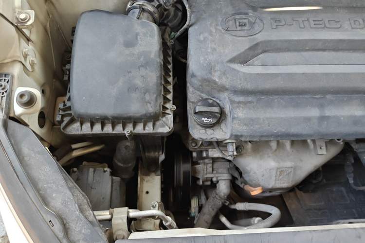 Used Baojun 510 2017 1.5L Manual Luxury Model Engine Bay Right
