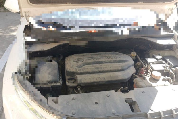 Used Baojun 510 2017 1.5L manual Comfort trim Engine Bay Right