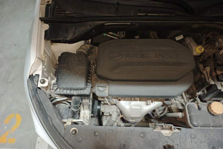 Used Baojun 510 2017 1.5L Automatic Fashion Model Engine Bay Right