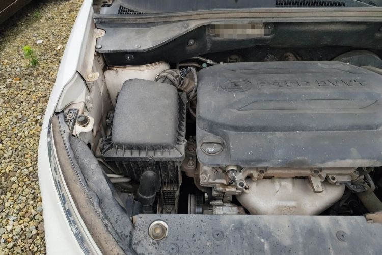 Used Baojun 510 2017 1.5L Manual Luxury Model Engine Bay Right