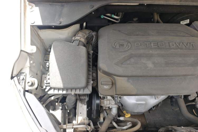 Used Baojun 510 2017 1.5L manual Comfort trim Engine Bay Right