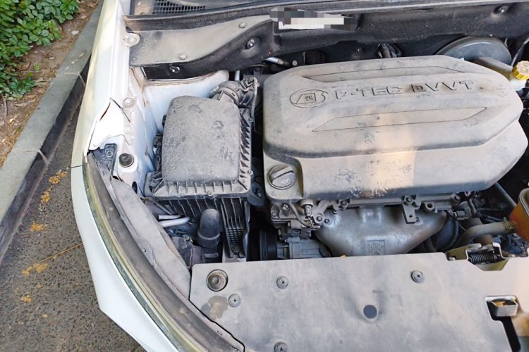 Used Baojun 510 2017 1.5L Automatic Fashion Model Engine Bay Right