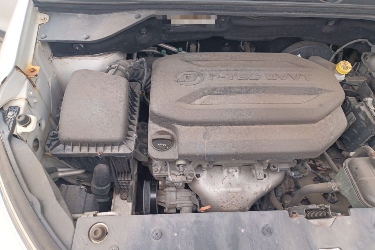 Used Baojun 510 2017 1.5L Automatic Fashion Model Engine Bay Right