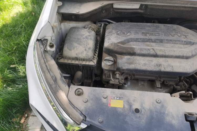 Used Baojun 510 2017 1.5L Manual Fashion Model Engine Bay Right