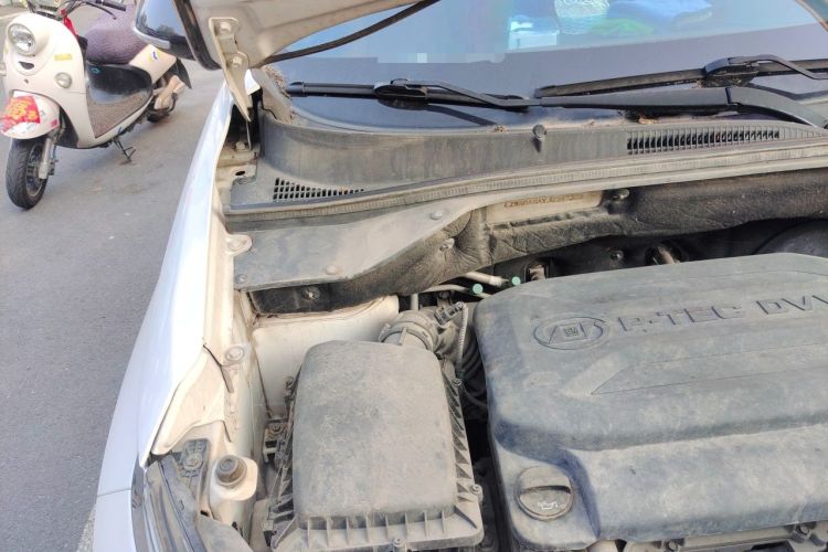 Used Baojun 510 2017 1.5L Manual Luxury Model Engine Bay Right