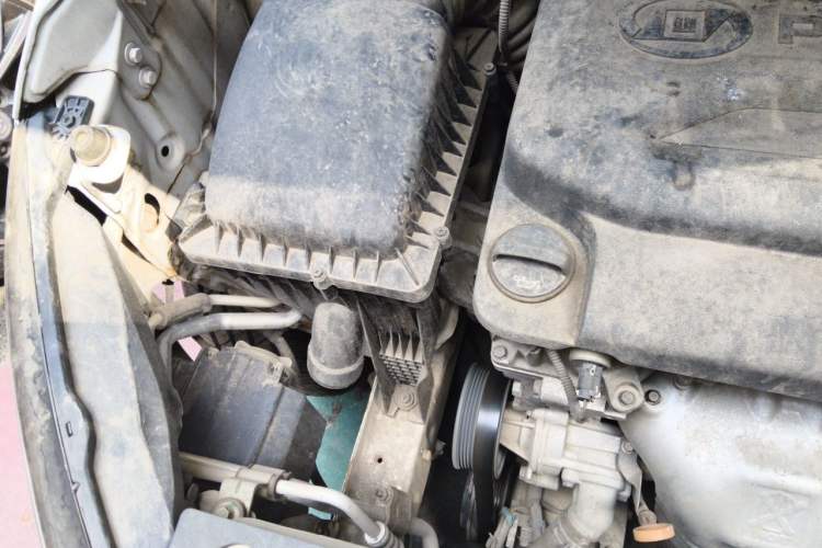 Used Baojun 510 2017 1.5L Manual Luxury Model Engine Bay Right