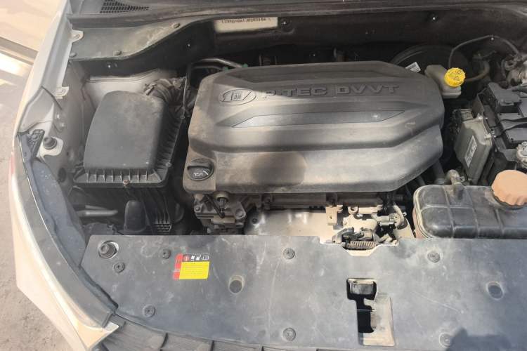 Used Baojun 510 2017 1.5L Manual Luxury Model Engine Bay Right