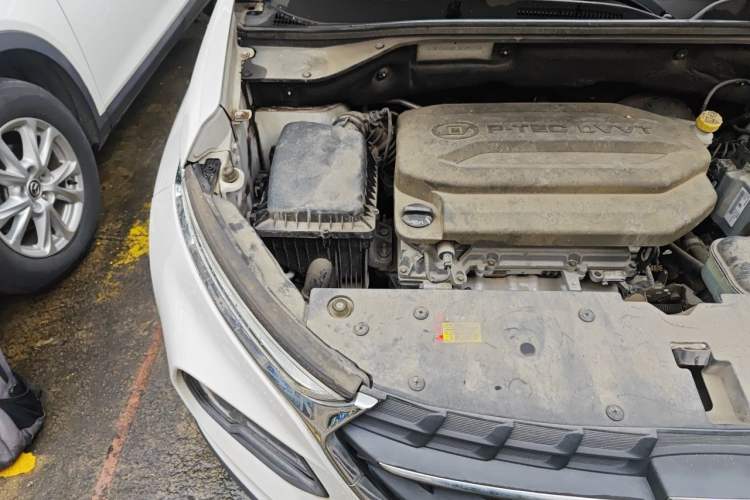 Used Baojun 510 2017 1.5L Manual Fashion Model Engine Bay Right