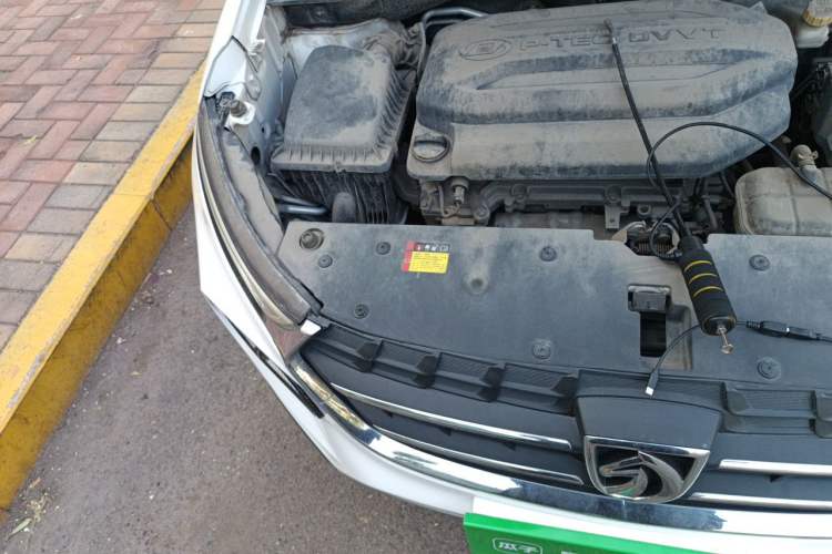 Used Baojun 510 2017 1.5L Manual Fashion Model Engine Bay Right