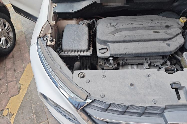 Used Baojun 510 2017 1.5L Manual Luxury Model Engine Bay Right