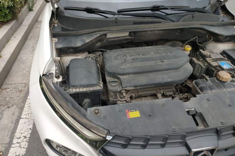 Used Baojun 510 2017 1.5L manual Comfort trim Engine Bay Right