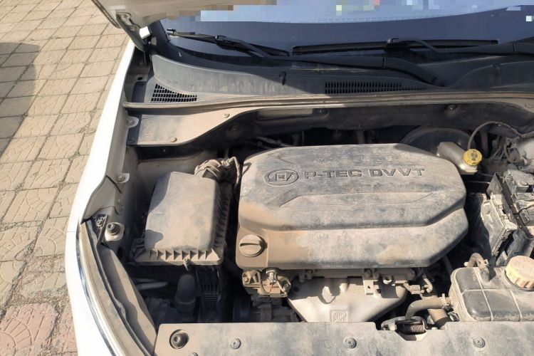 Used Baojun 510 2017 1.5L Automatic Fashion Model Engine Bay Right
