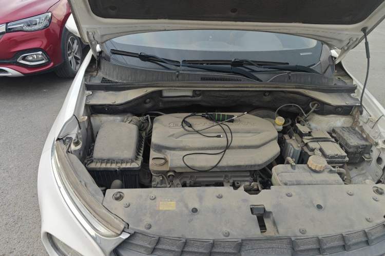 Used Baojun 510 2017 1.5L manual Comfort trim Engine Bay Right