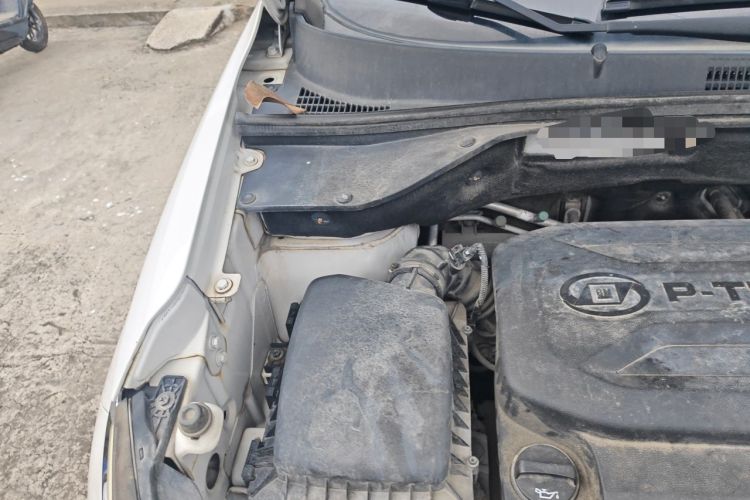 Used Baojun 510 2017 1.5L Manual Luxury Model Engine Bay Right