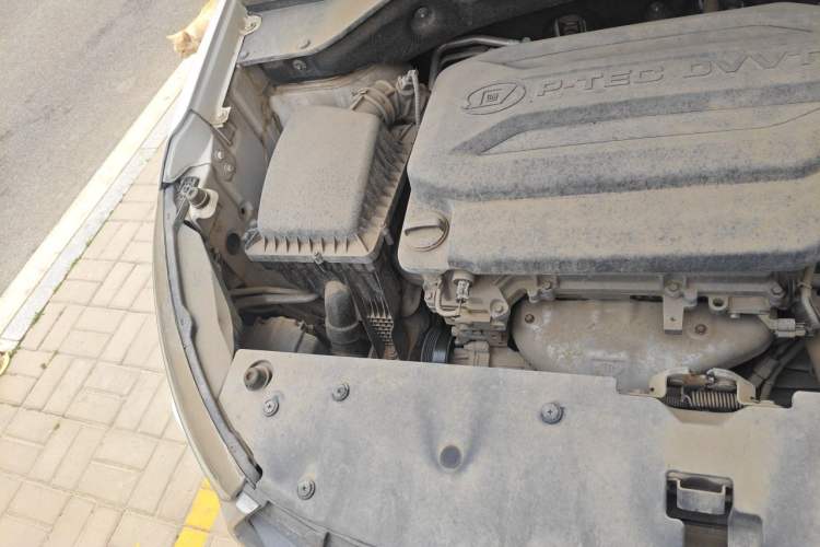 Used Baojun 510 2017 1.5L Manual Luxury Model Engine Bay Right