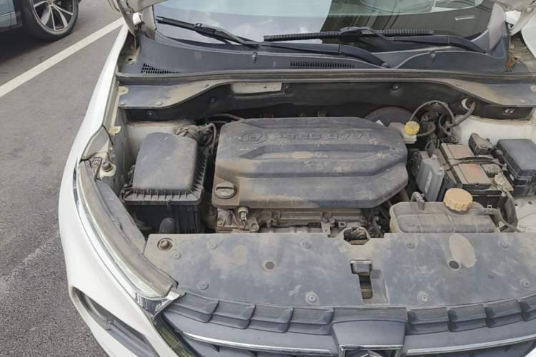 Used Baojun 510 2017 1.5L Manual Fashion Model Engine Bay Right