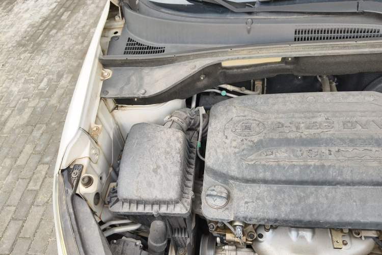 Used Baojun 510 2017 1.5L Manual Luxury Model Engine Bay Right
