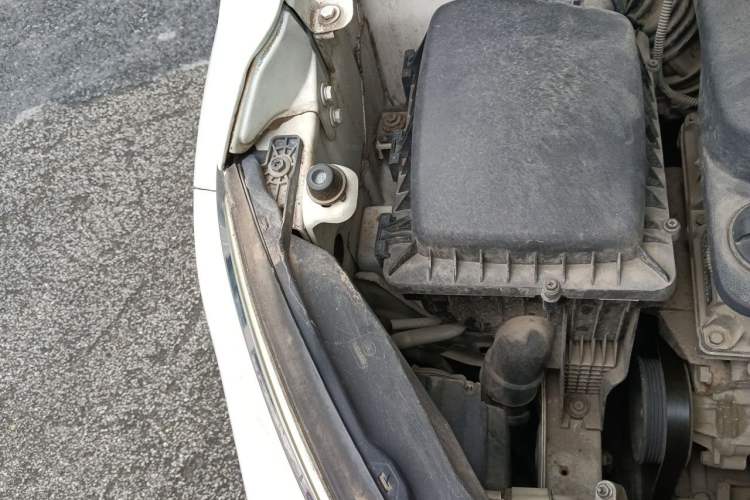 Used Baojun 510 2017 1.5L Automatic Luxury Model Engine Bay Right