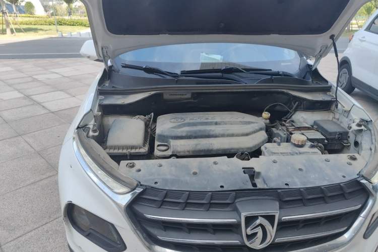 Used Baojun 510 2017 1.5L Manual Fashion Model Engine Bay Right