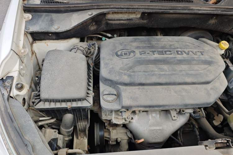 Used Baojun 510 2017 1.5L Manual Fashion Model Engine Bay Right