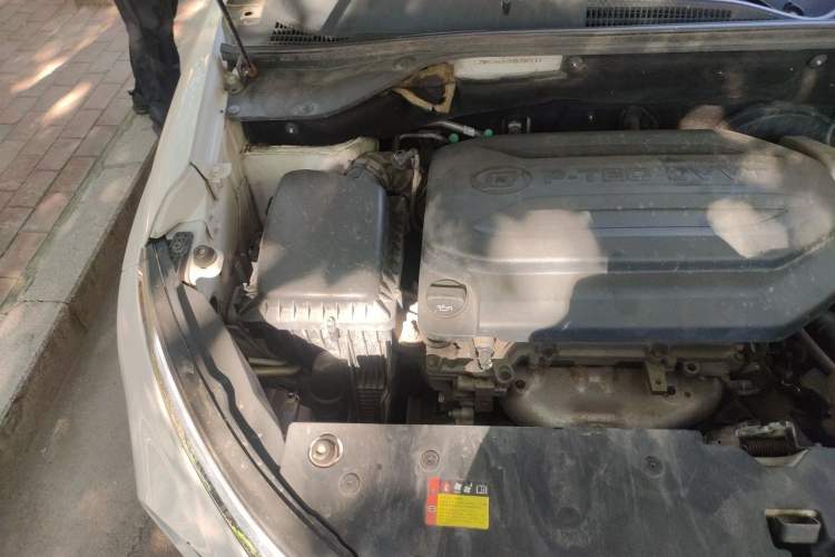 Used Baojun 510 2017 1.5L Manual Fashion Model Engine Bay Right