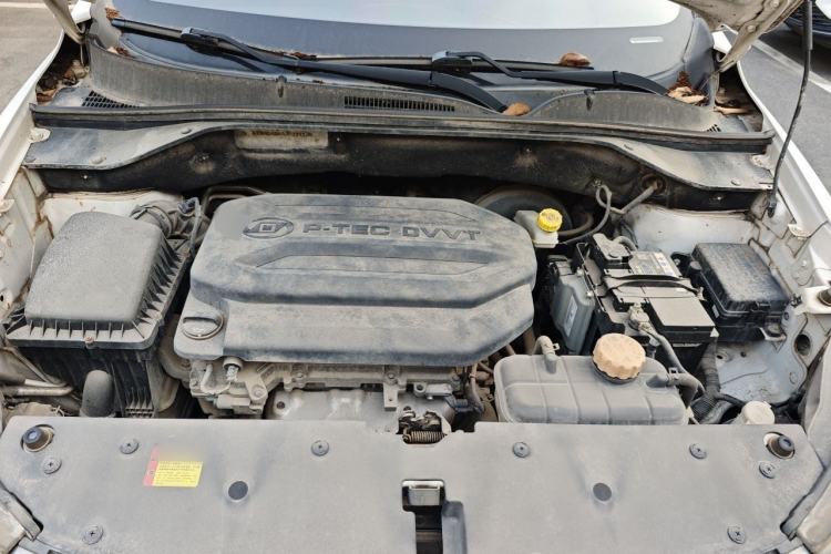 Used Baojun 510 2017 1.5L Manual Fashion Model Engine Bay