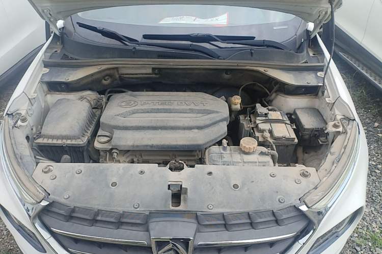 Used Baojun 510 2017 1.5L Manual Luxury Model Engine Bay