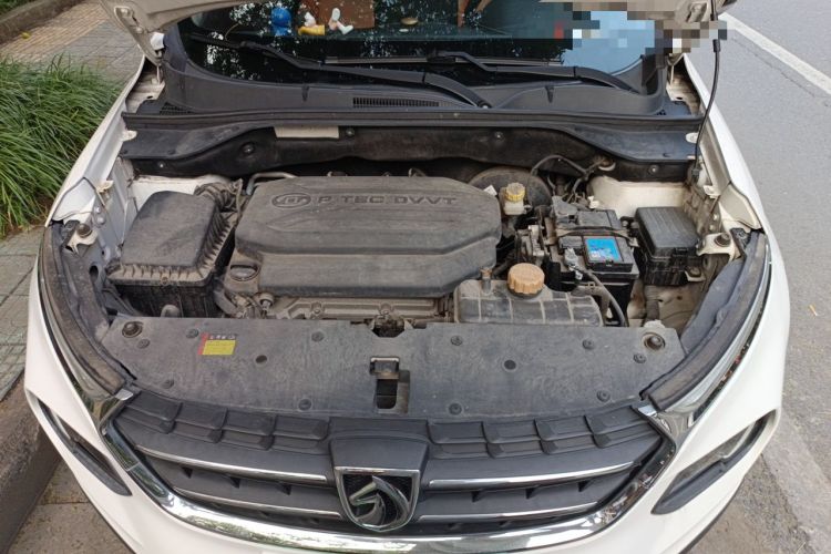 Used Baojun 510 2017 1.5L Automatic Luxury Model Engine Bay