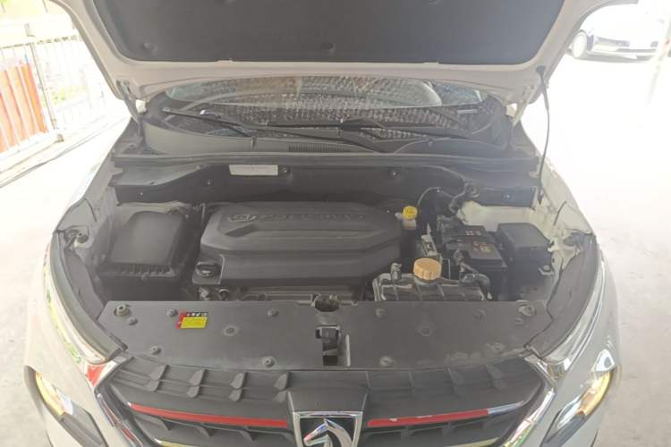 Used Baojun 510 2017 1.5L Automatic Luxury Model Engine Bay